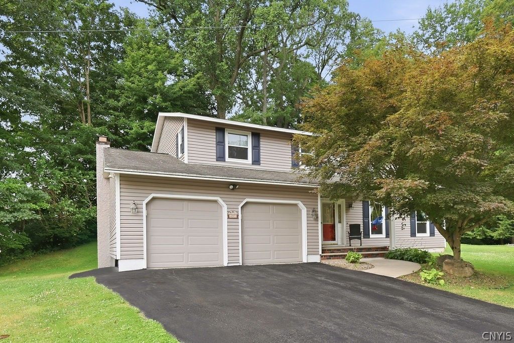 4192 Fireside Circle, Clay, NY 13090