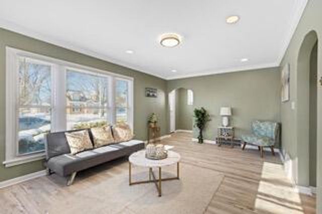 6234 N 105th STREET, Milwaukee, WI 53225