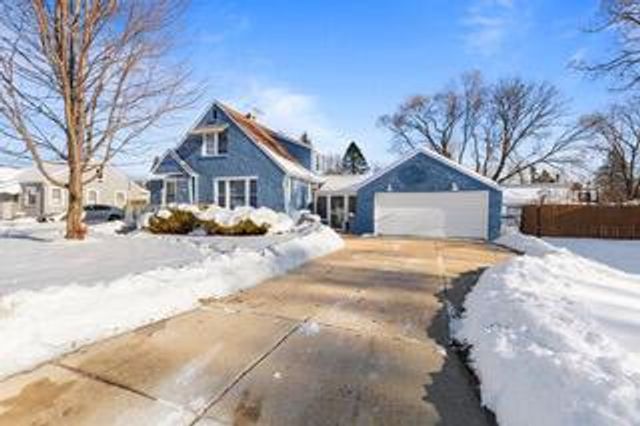 6234 N 105th STREET, Milwaukee, WI 53225
