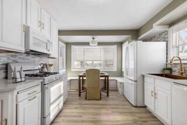 6234 N 105th STREET, Milwaukee, WI 53225