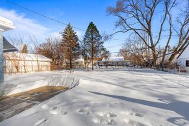 6234 N 105th STREET, Milwaukee, WI 53225