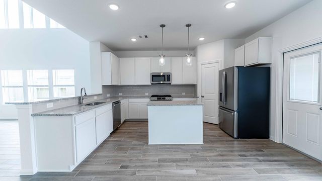 4610 Coral Bean Street, Pinehurst, TX 77362