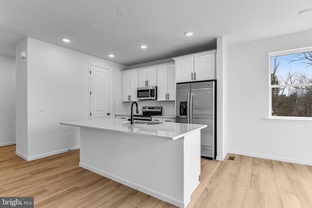 1087 WINTER PL, Bealeton, VA 22712