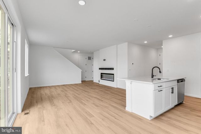 1087 WINTER PL, Bealeton, VA 22712