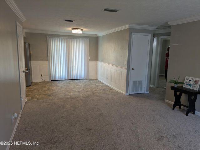 6978 ROBERT F KENNEDY Circle, Jacksonville, FL 32209