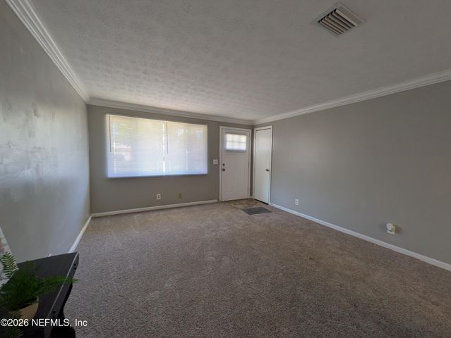 6978 ROBERT F KENNEDY Circle, Jacksonville, FL 32209