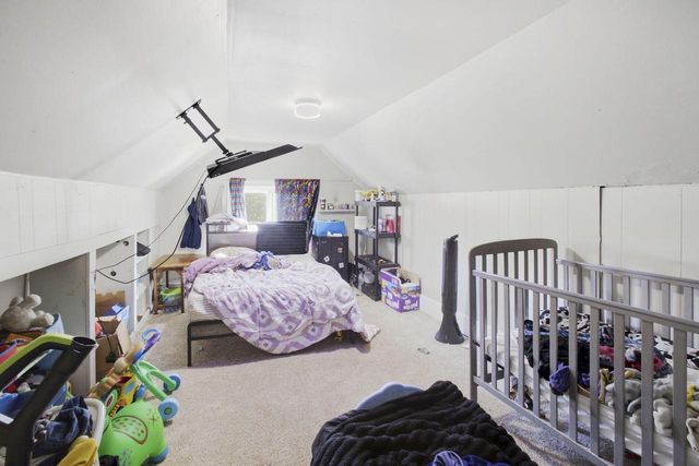 2512 W Rogers STREET, Milwaukee, WI 53204