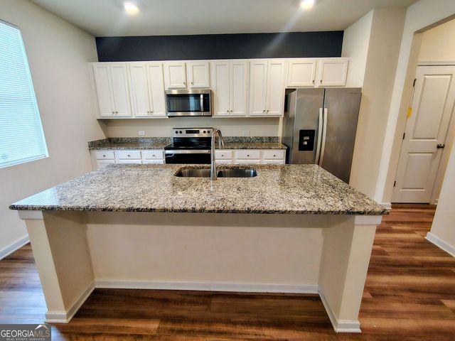 308 Jade Laurel Court, Locust Grove, GA 30248