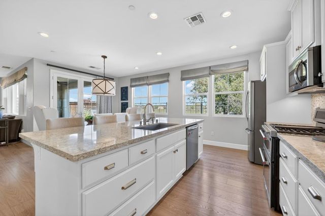 1380 Folsom Meadows Cir, Folsom, CA 95630