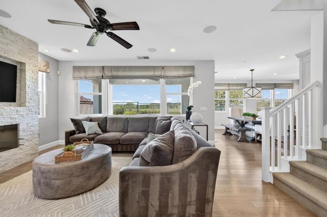 1380 Folsom Meadows Cir, Folsom, CA 95630