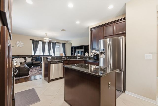 11105 WEMBLEY LANDING DRIVE, Lithia, FL 33547