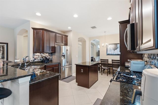 11105 WEMBLEY LANDING DRIVE, Lithia, FL 33547