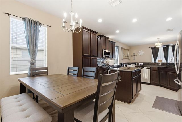 11105 WEMBLEY LANDING DRIVE, Lithia, FL 33547