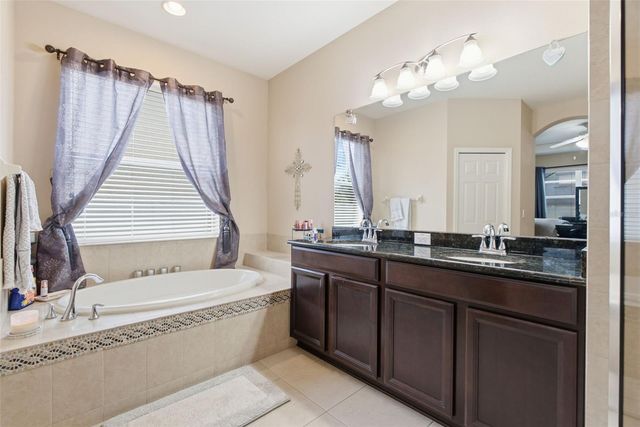 11105 WEMBLEY LANDING DRIVE, Lithia, FL 33547