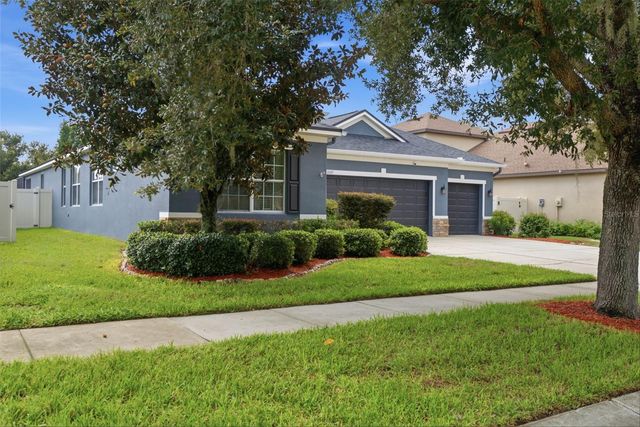 11105 WEMBLEY LANDING DRIVE, Lithia, FL 33547
