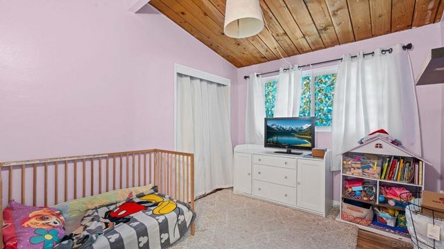 9144 Fanita Rancho Rd, Santee, CA 92071