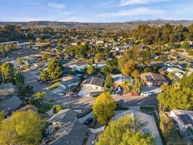 9144 Fanita Rancho Rd, Santee, CA 92071