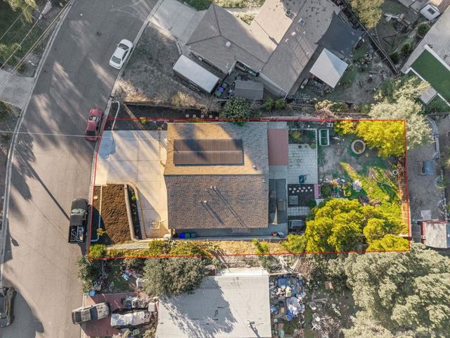 9144 Fanita Rancho Rd, Santee, CA 92071