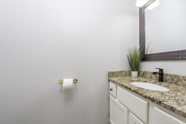 5800 82nd PLACE, Kenosha, WI 53142