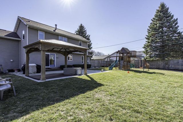 5800 82nd PLACE, Kenosha, WI 53142