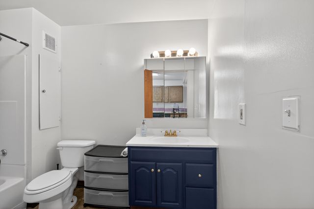 609 Webb Street, Jackson, MI 49202