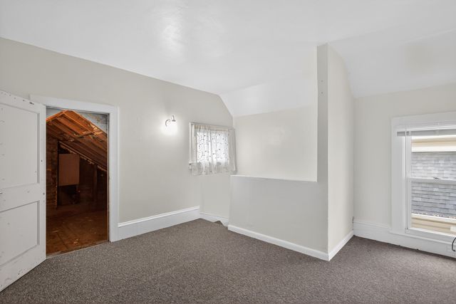 609 Webb Street, Jackson, MI 49202