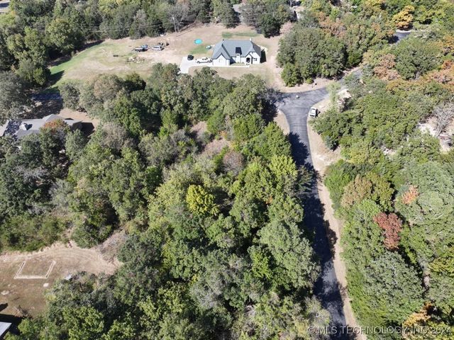 1028 N Orchard Lane, Cleveland, OK 74020