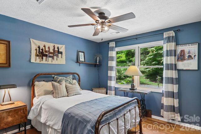 164 Pegg Road, Marshall, NC 28753