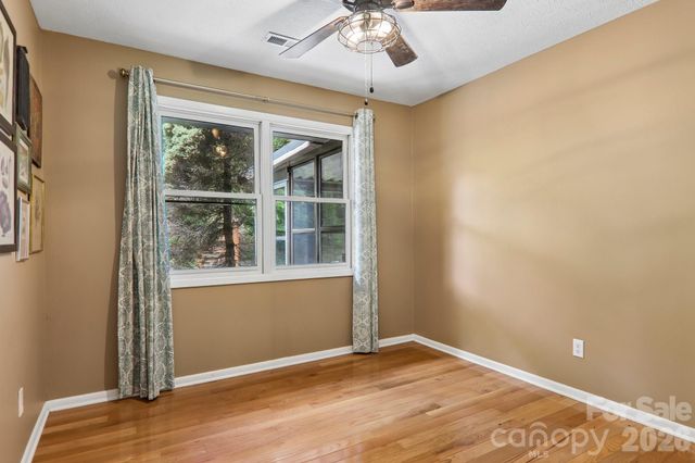 164 Pegg Road, Marshall, NC 28753
