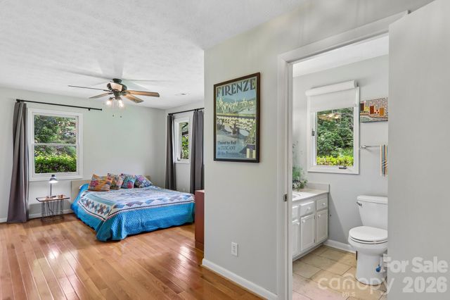 164 Pegg Road, Marshall, NC 28753