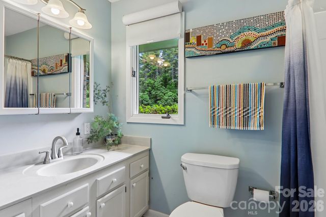 164 Pegg Road, Marshall, NC 28753
