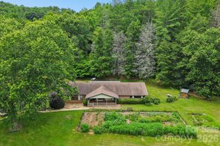 164 Pegg Road, Marshall, NC 28753