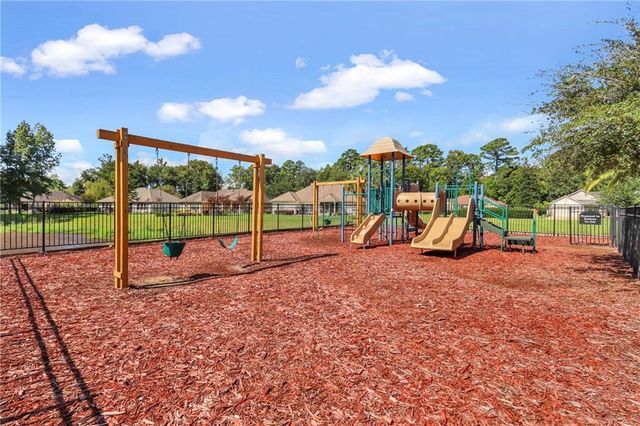 14 Holly Court, Brunswick, GA 31525