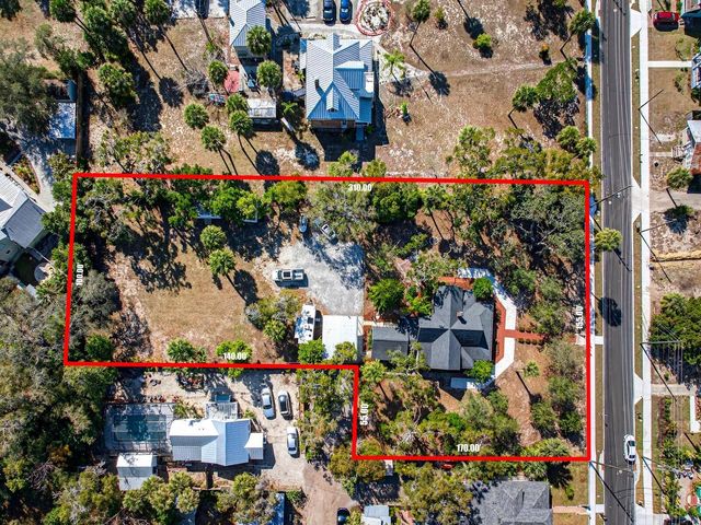 210 N GROSSE AVENUE, Tarpon Springs, FL 34689