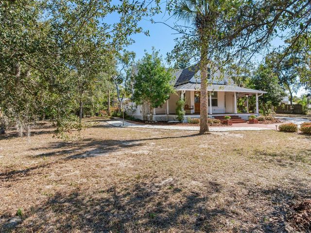 210 N GROSSE AVENUE, Tarpon Springs, FL 34689