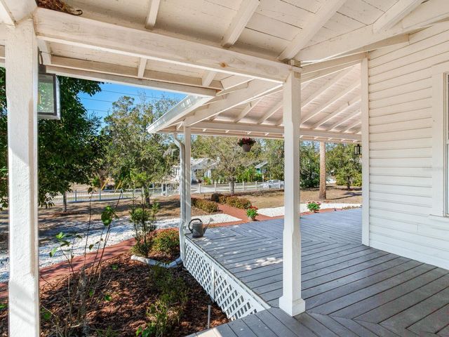 210 N GROSSE AVENUE, Tarpon Springs, FL 34689