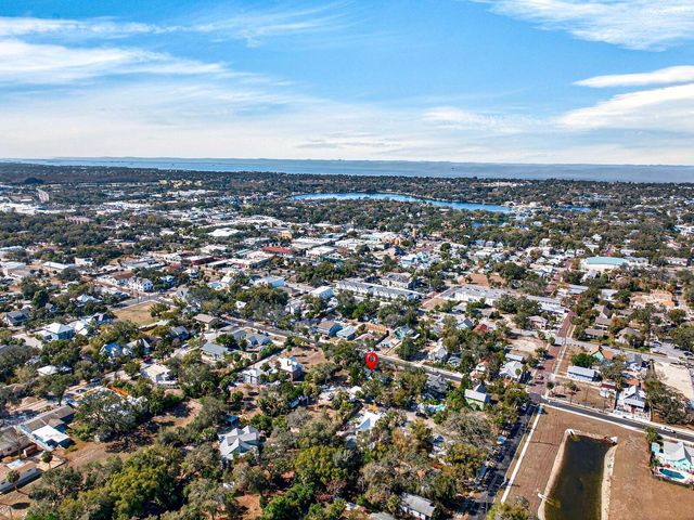 210 N GROSSE AVENUE, Tarpon Springs, FL 34689