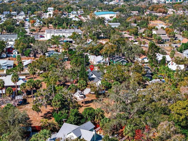 210 N GROSSE AVENUE, Tarpon Springs, FL 34689