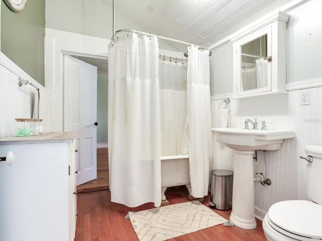 210 N GROSSE AVENUE, Tarpon Springs, FL 34689