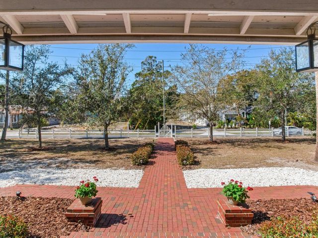 210 N GROSSE AVENUE, Tarpon Springs, FL 34689