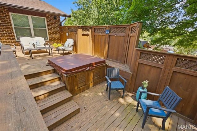 112 Willow Drive, Eureka, MO 63025