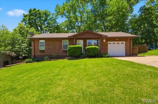 112 Willow Drive, Eureka, MO 63025