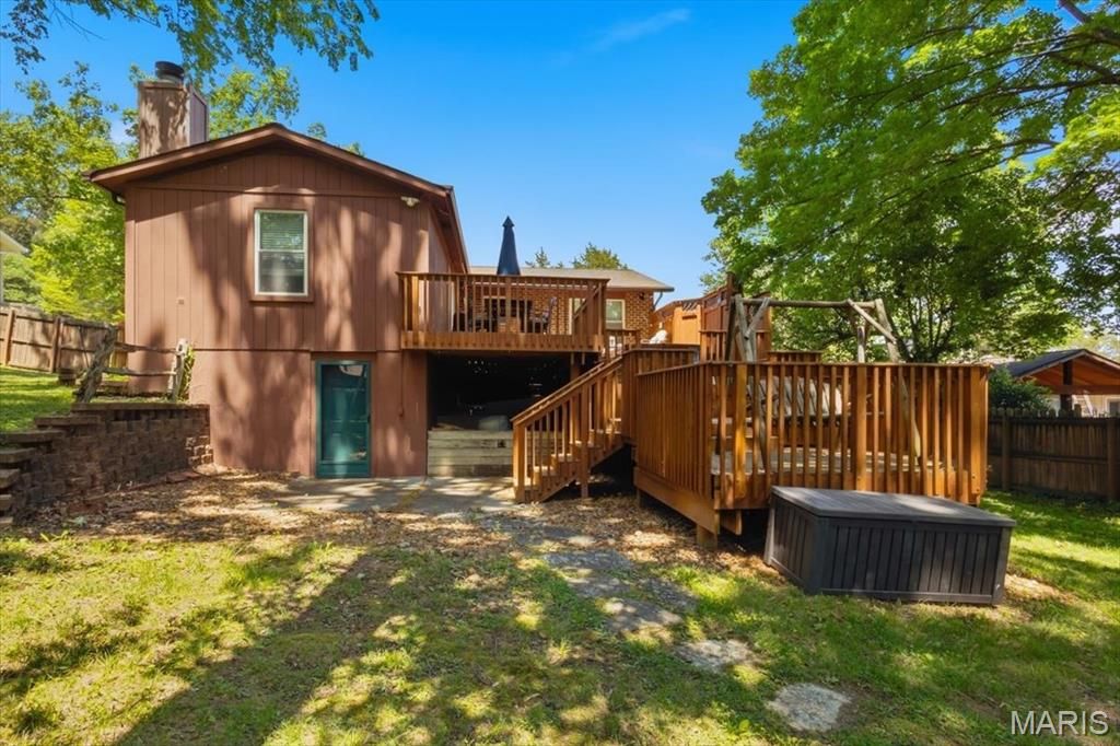 Image 33 of property listing at 112 Willow Drive, Eureka, MO 63025