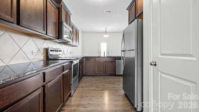 122 Canada Drive 44, Statesville, NC 28166