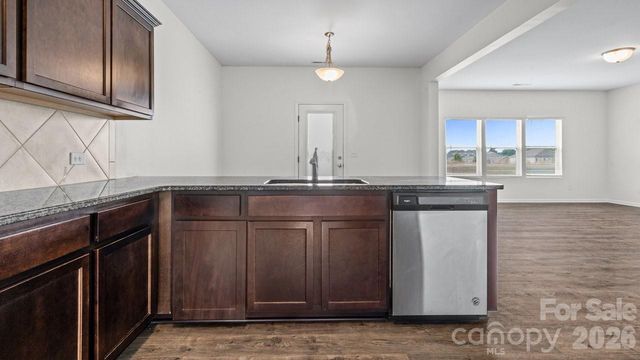 122 Canada Drive 44, Statesville, NC 28166