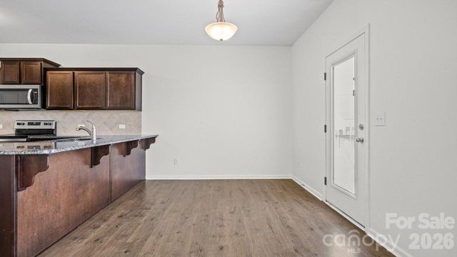 122 Canada Drive 44, Statesville, NC 28166