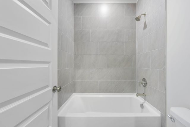 2041 Daniel Johnson Way, Clarksville, TN 37043