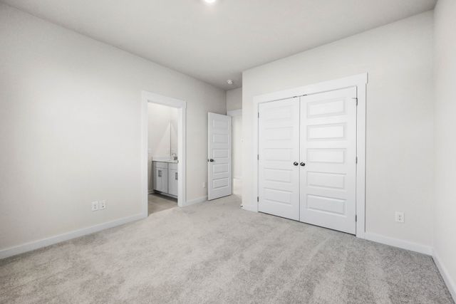 2041 Daniel Johnson Way, Clarksville, TN 37043