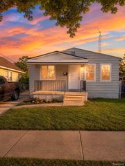 1126 Ossington Avenue, Flint, MI 48507