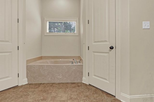 155 NICHOLAS DR, Somerville, TN 38068